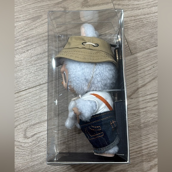 Labubu Fall in Wild NEW POP MART Authentic - Picture 2 of 6